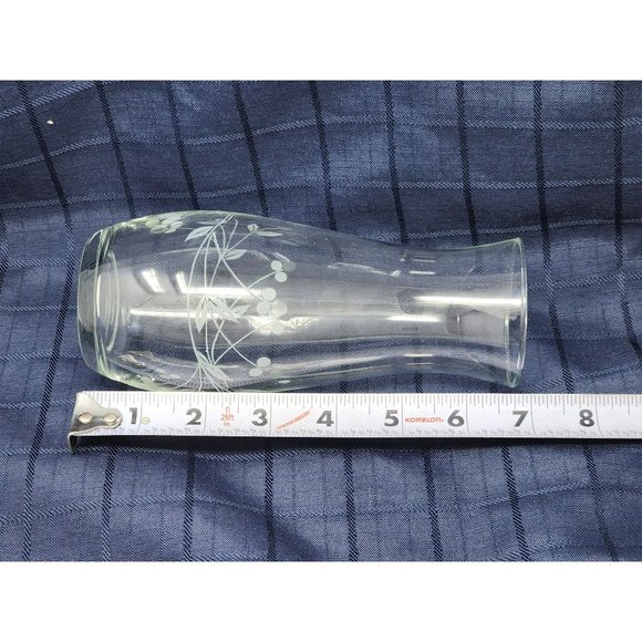 Vintage Leaves/Berries Etched Wine Glass & Etched Flower/Leaves Glass‎ Vase - Picture 9 of 10